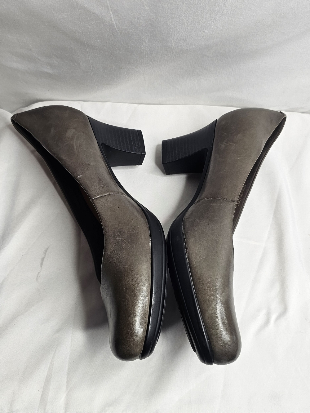 Earth Tamarisk Taupe Soft Calf pumps Size 11 - Picture 7 of 12